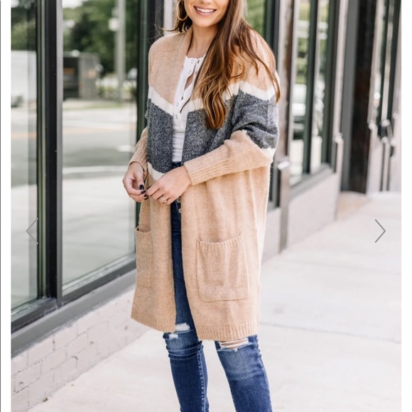 BRAND NEW Colorblock Cardigan - Picture 1 of 3